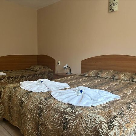 Family Hotel Central Burgas by Eksteriør bilde