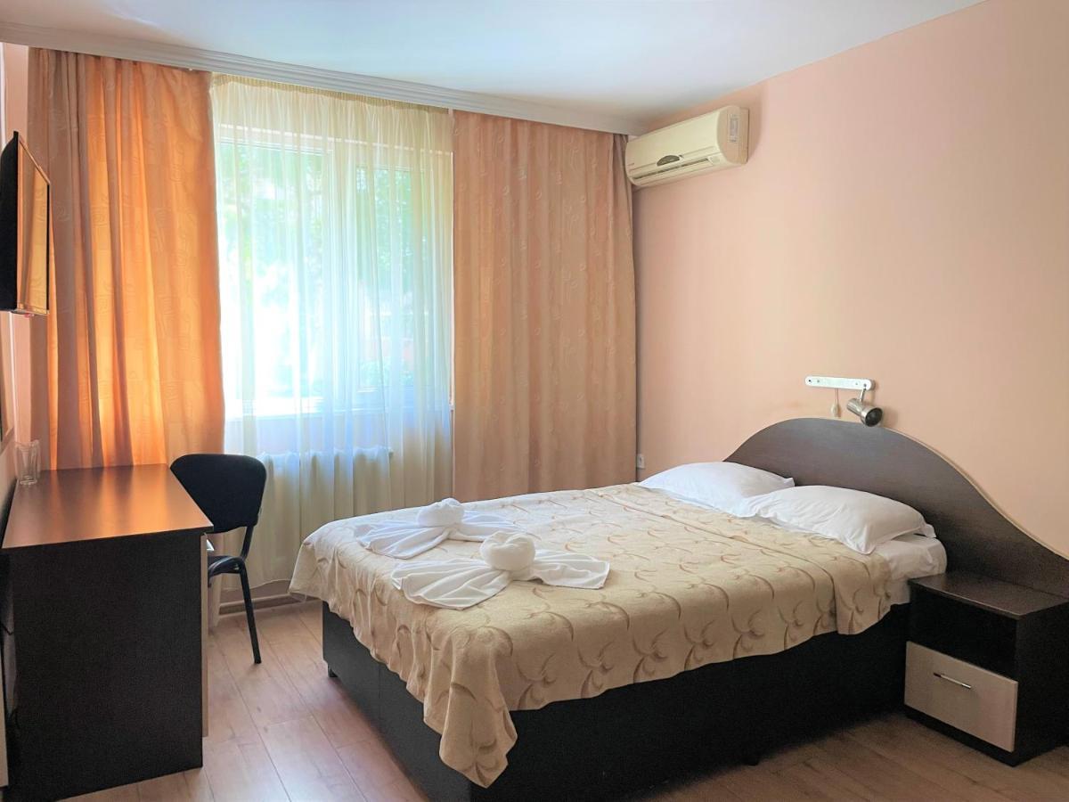 Family Hotel Central Burgas by Eksteriør bilde