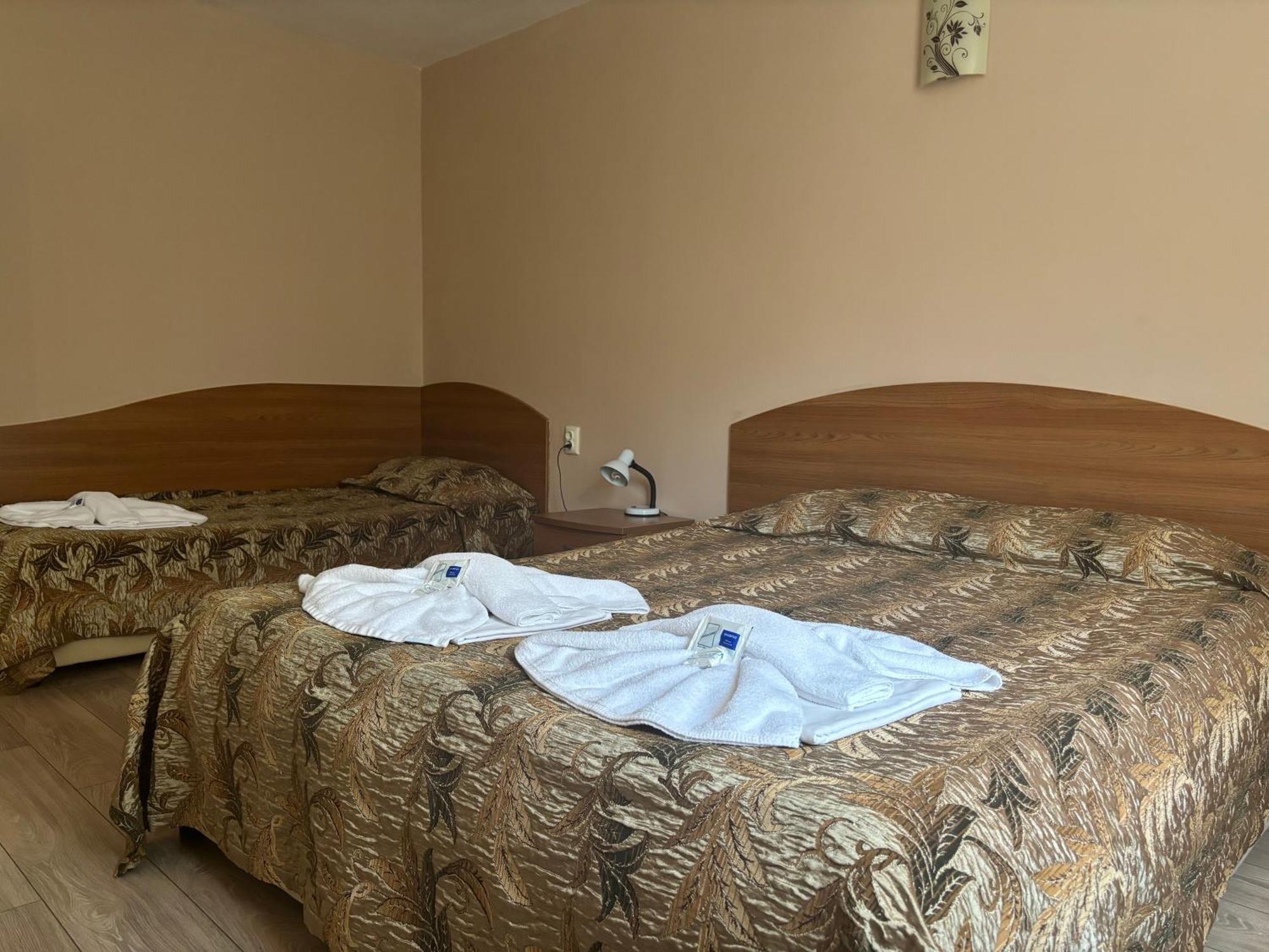 Family Hotel Central Burgas by Eksteriør bilde